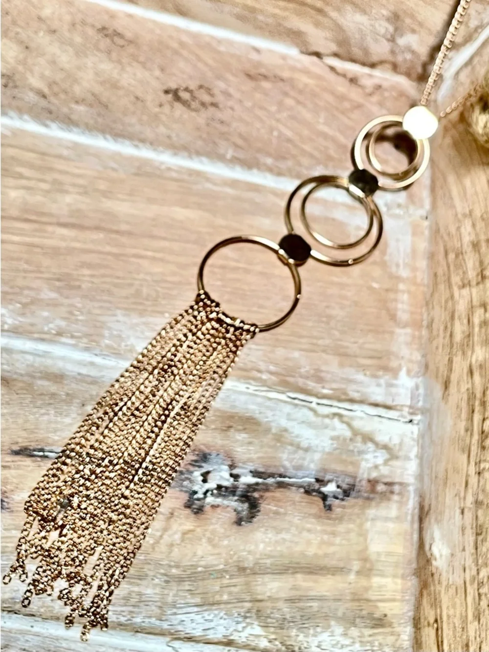 N/A stylish gold